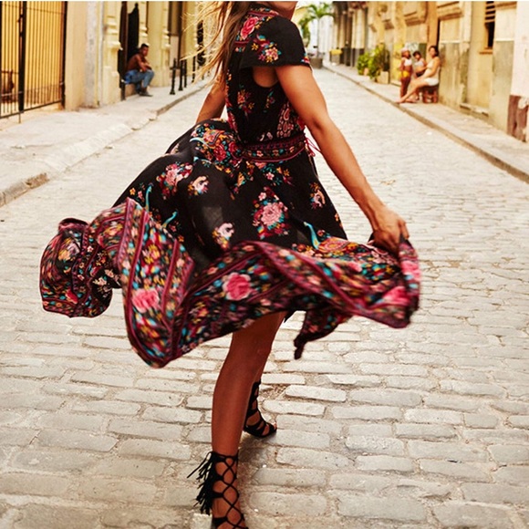 Boho Floral Deep V Neck Dress - Picture 3 of 6